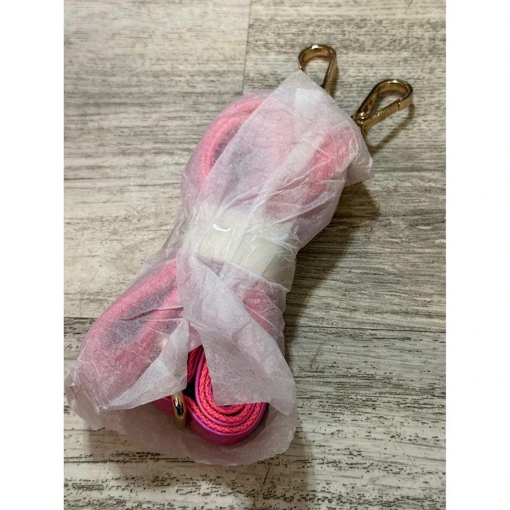 N/A vibrant pink